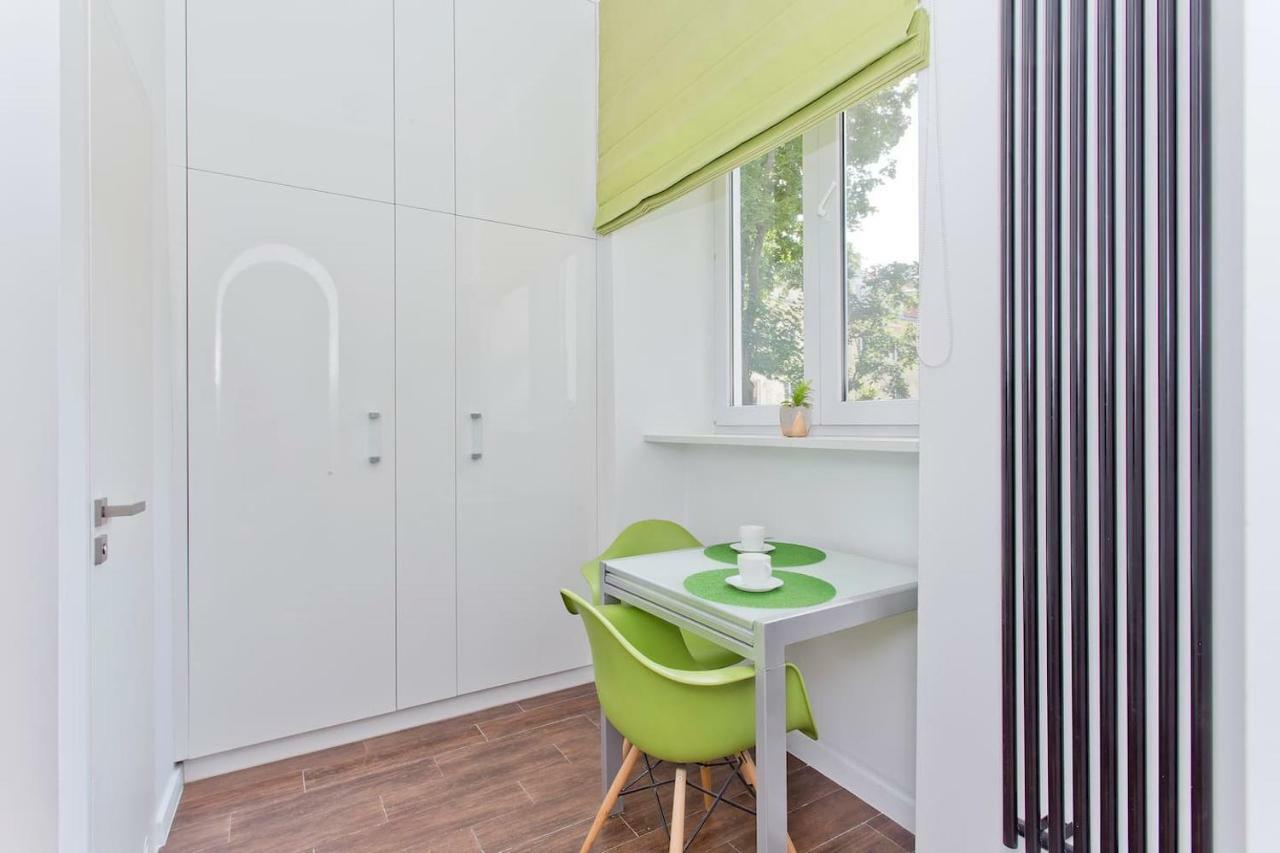 Luxury And Comfortable- Golden Apartments- Royal Street Βαρσοβία Εξωτερικό φωτογραφία